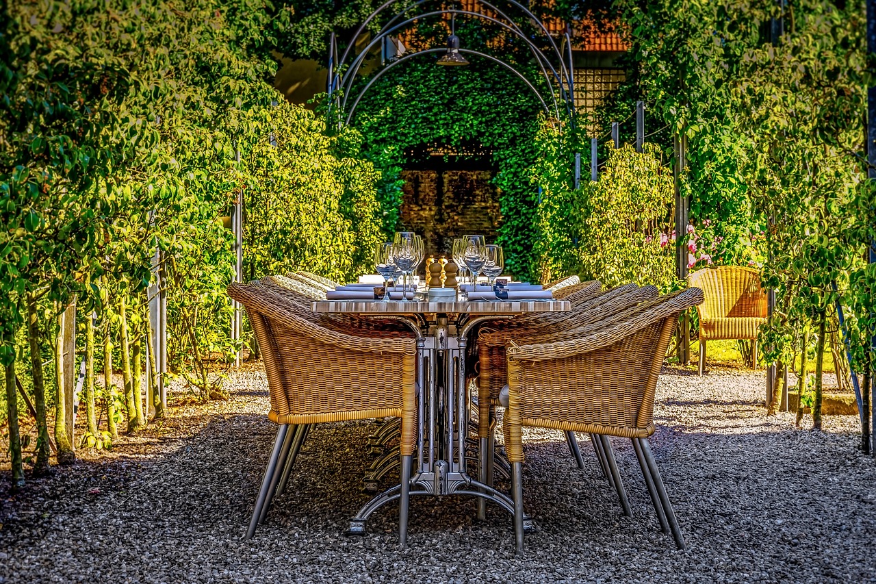 table, dinner, restaurant, dish, dining, nature, decoration, outdoors, garden, cutlery, decor
